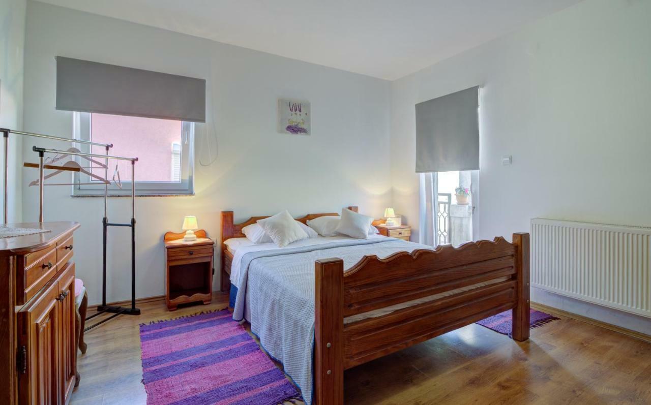 Apartment Senia سينج المظهر الخارجي الصورة