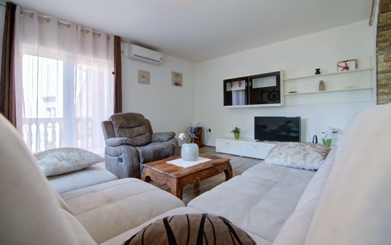 Apartment Senia سينج المظهر الخارجي الصورة